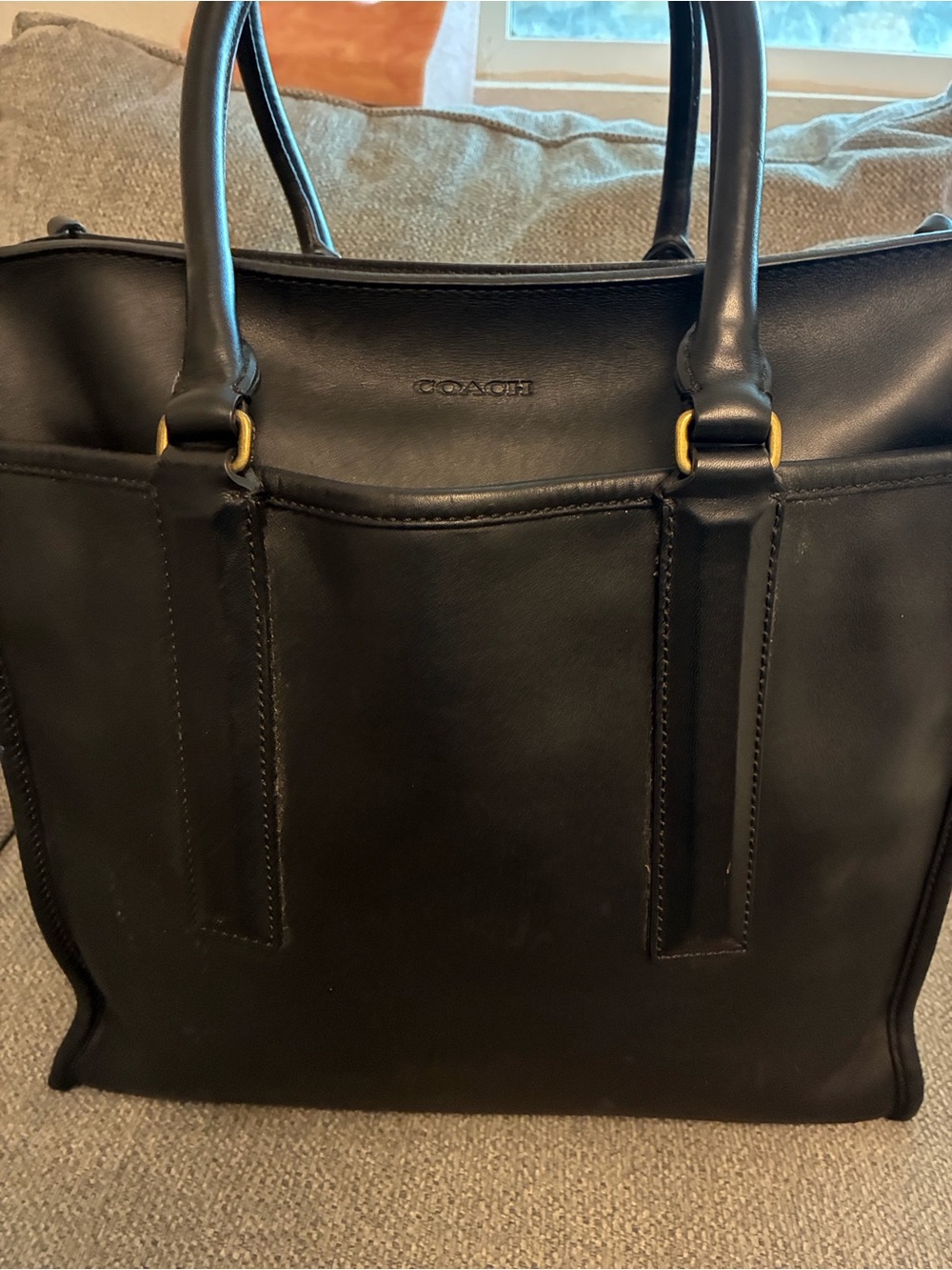 Coach Black Leather Tote with Gold Accents vintage 2012 fabrication